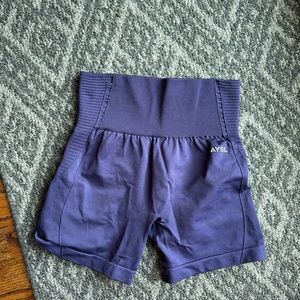 Aybl shorts size s